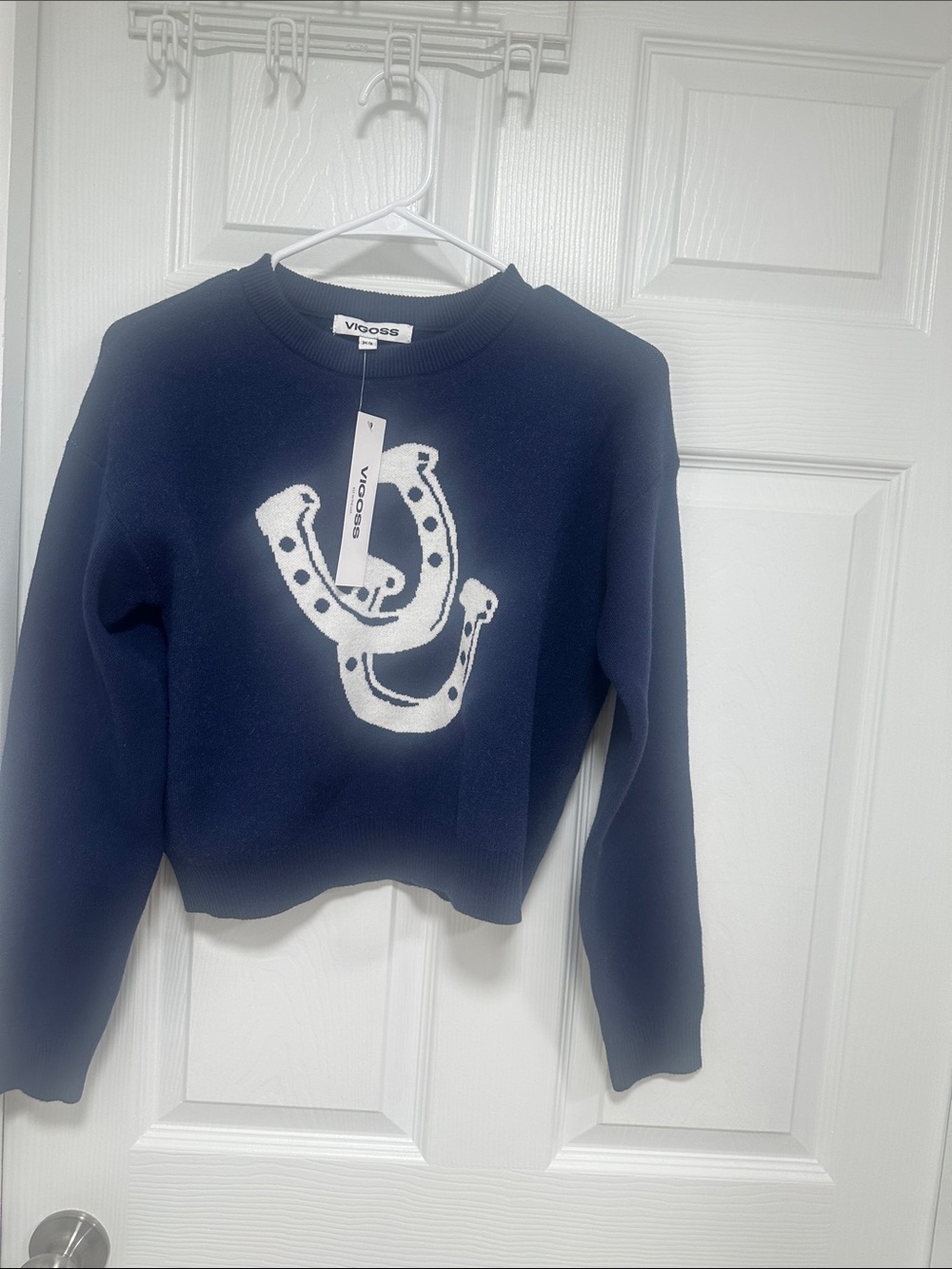 VIGOSS Navy Blue Crewneck Sweater with White Horseshoe Graphic